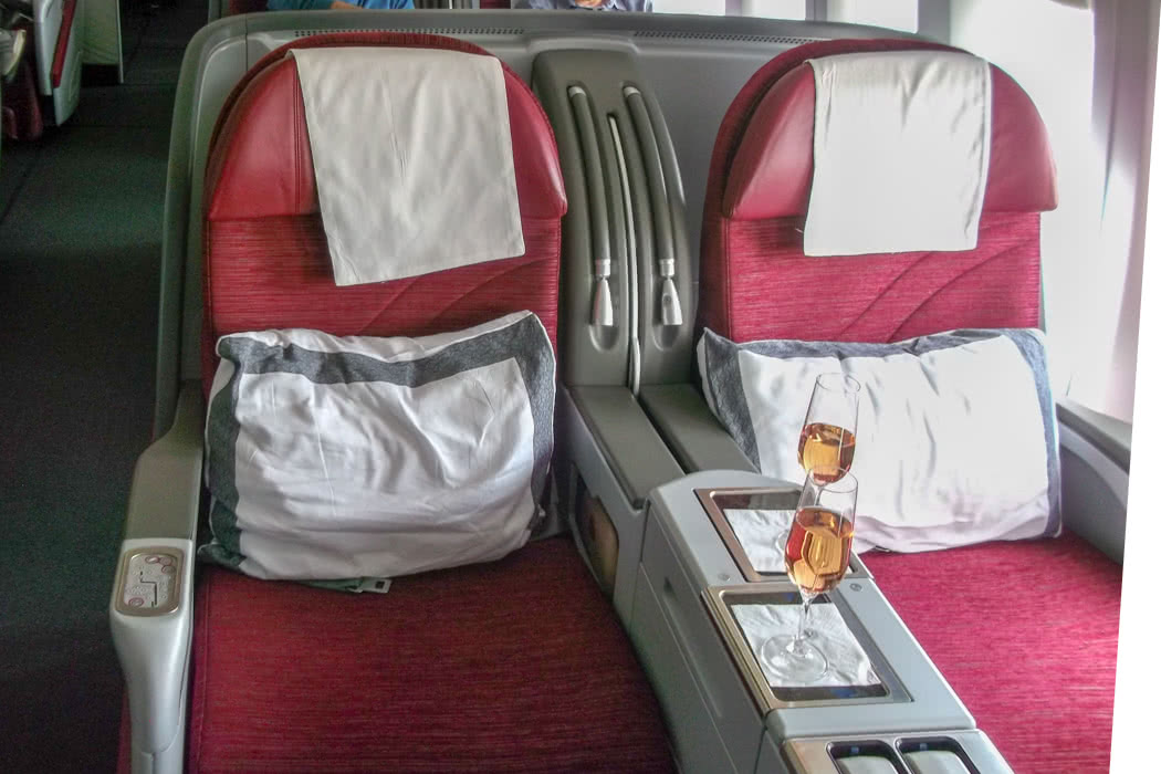 Flight Review: Qatar Airways Business Class Boeing 777-300ER Sydney To ...