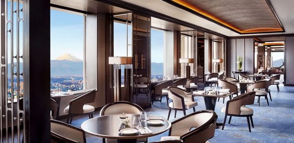 Tokyo Best Hotel Club Lounges