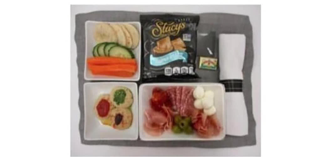 Every American Airlines Passenger Should Order This Before Their Flight