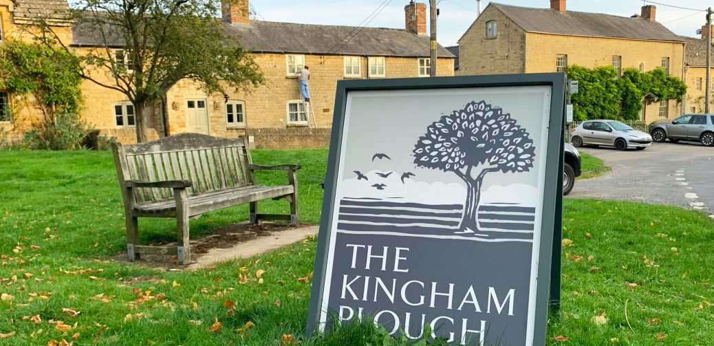 Review The Kingham Plough 0