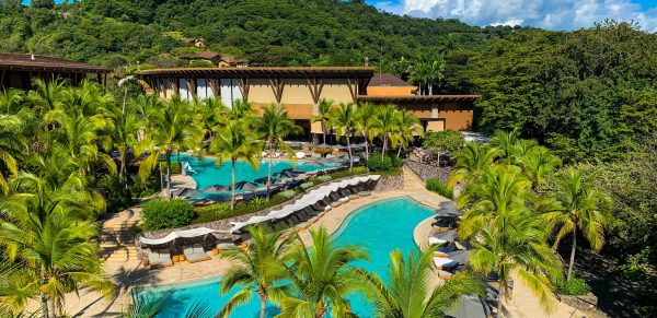 Four Seasons Costa Rica hotel pool