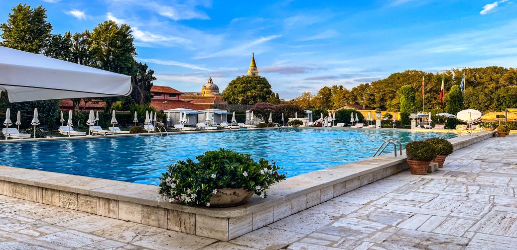 Belmond Hotel Cipriani View Of Pool