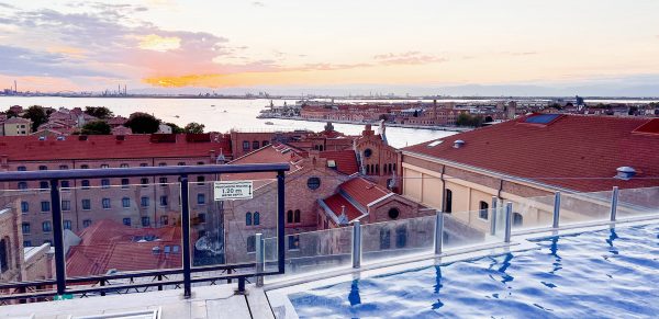 Hilton Molino Stucky Venice Pool