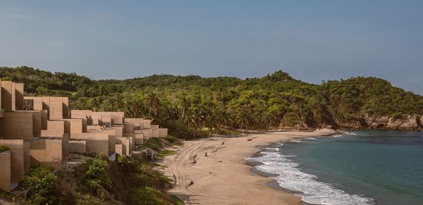 Four Seasons Resort Tamarindo Beach