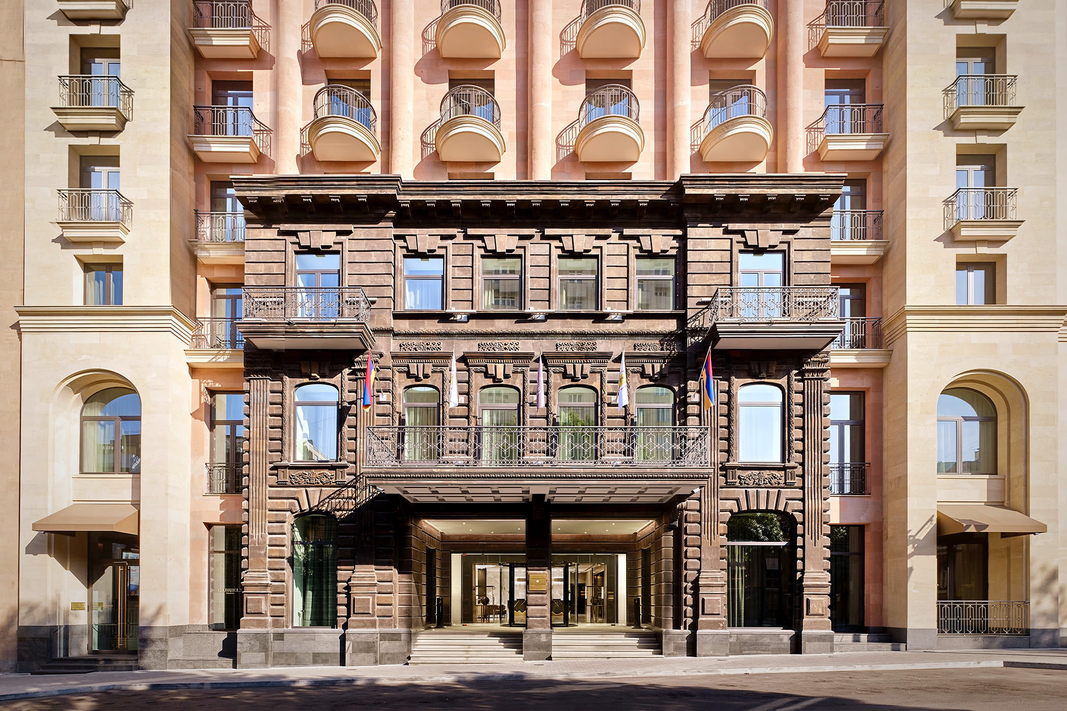 The Alexander, A Luxury Collection Hotel Exterior