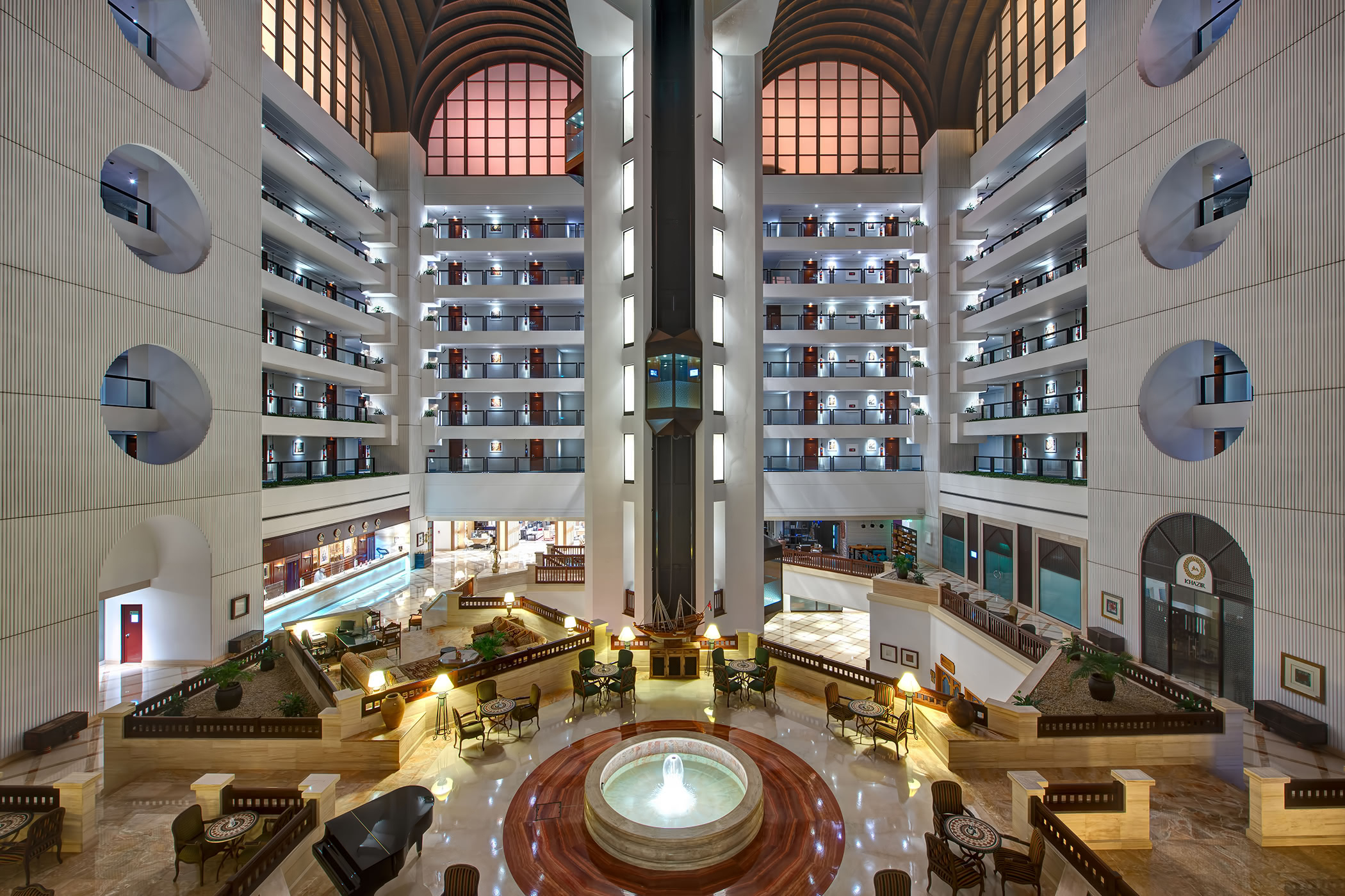 InterContinental Muscat Atrium