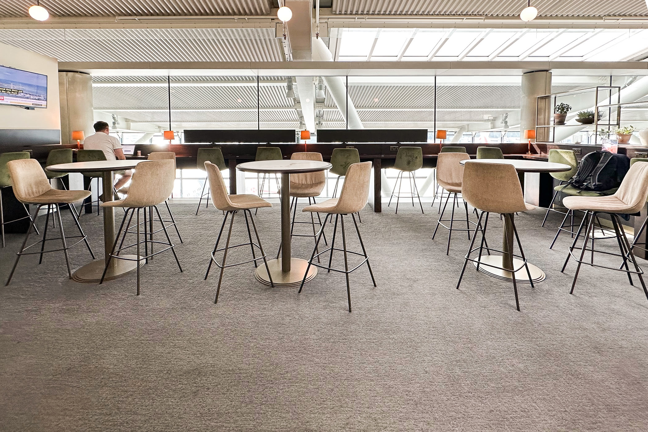 British Airways Galleries Airport Lounge Terminal 5b Stools For Working