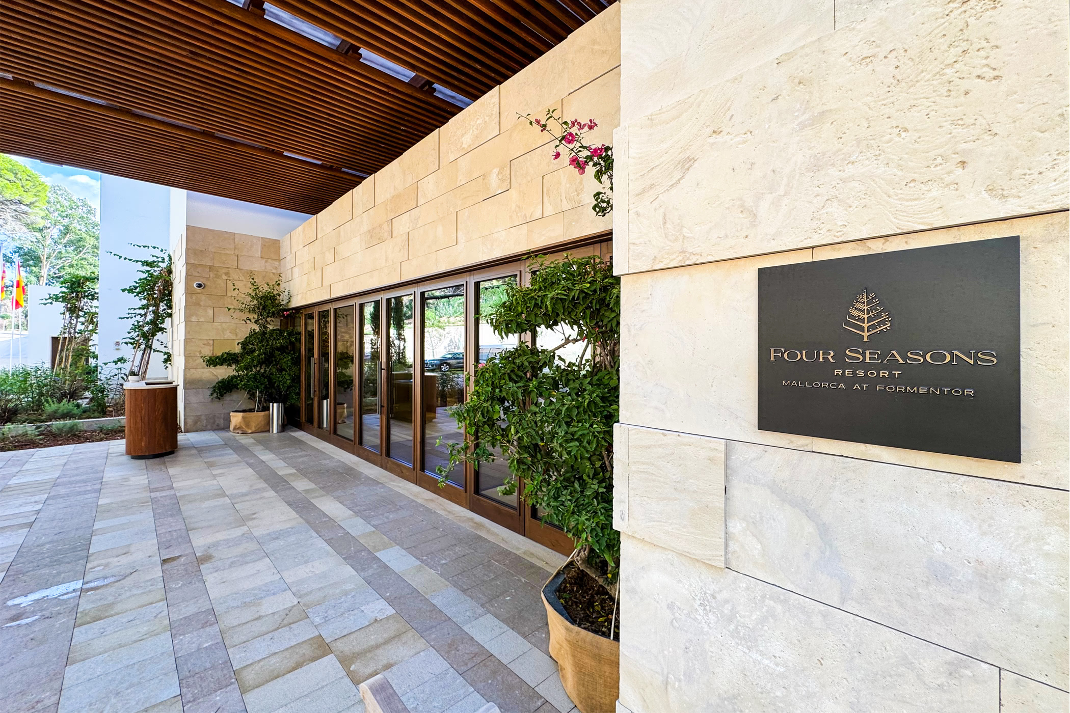 Four Seasons Mallorca Entrance