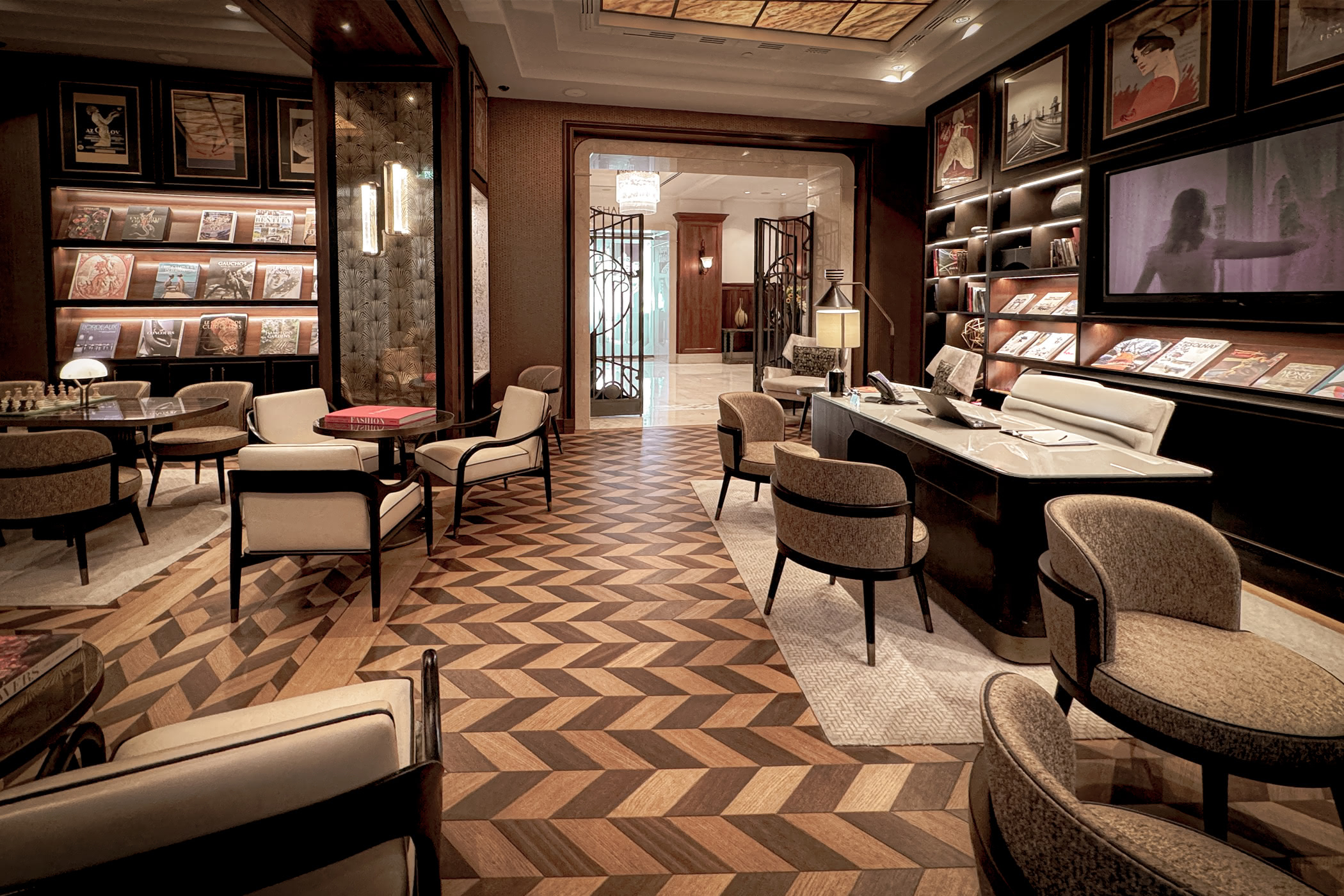 Four Seasons Budapest Concierge