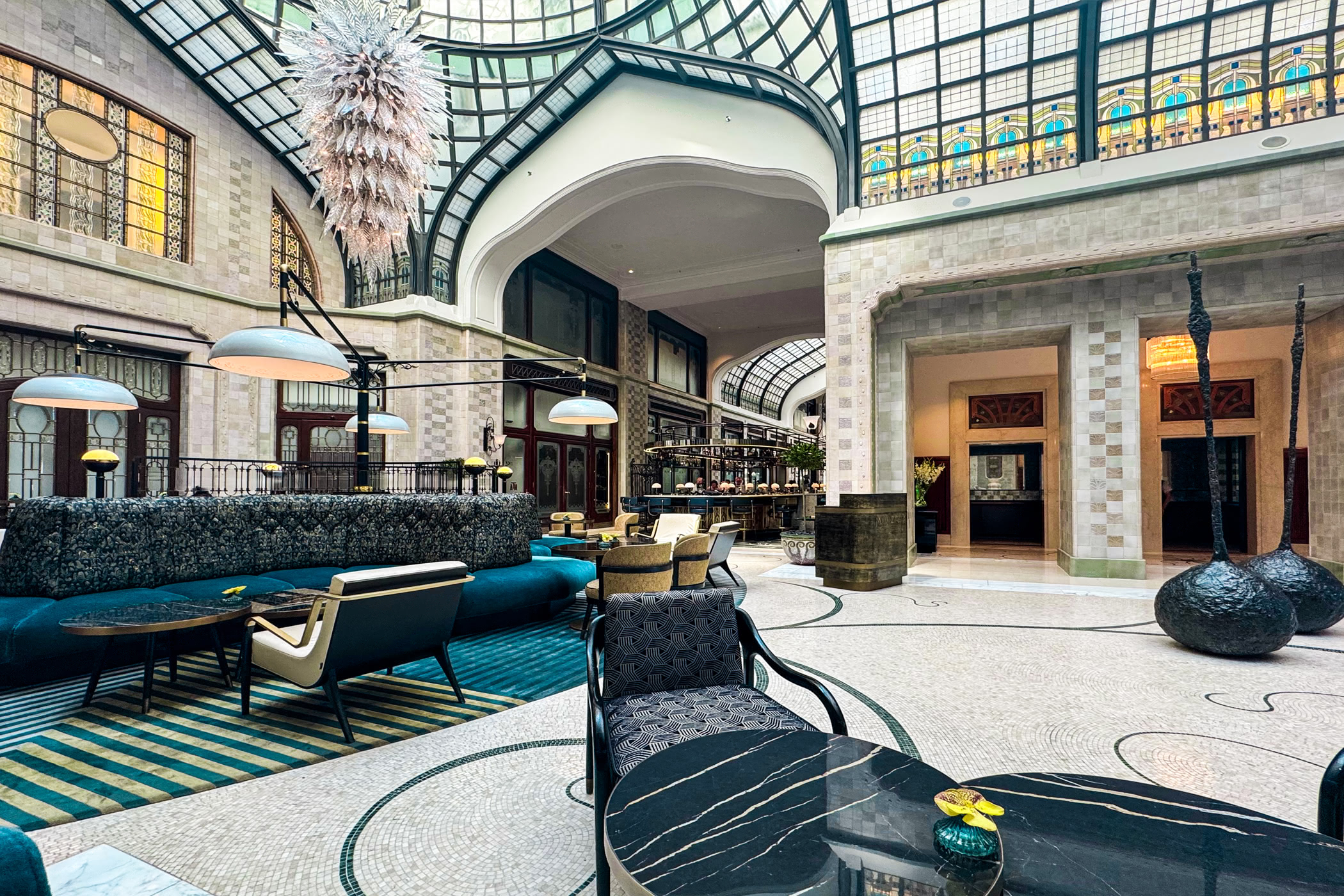 Four Seasons Budapest Lobby