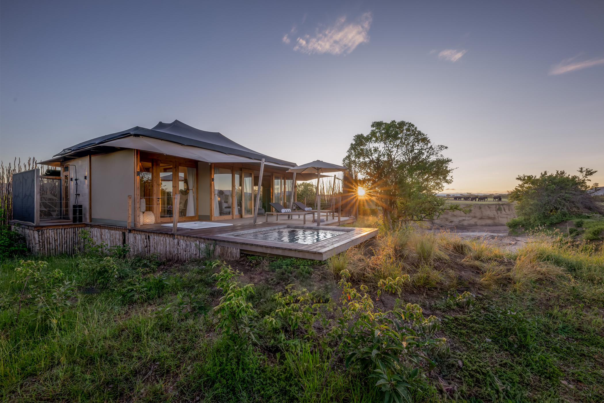 JW Marriott Masai Mara Lodge Honeymoon Tent