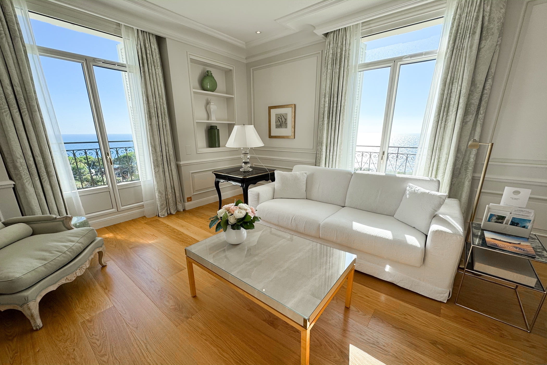 Grand Hotel Du Cap Ferrat Four Seasons Sea View Suite Lounge