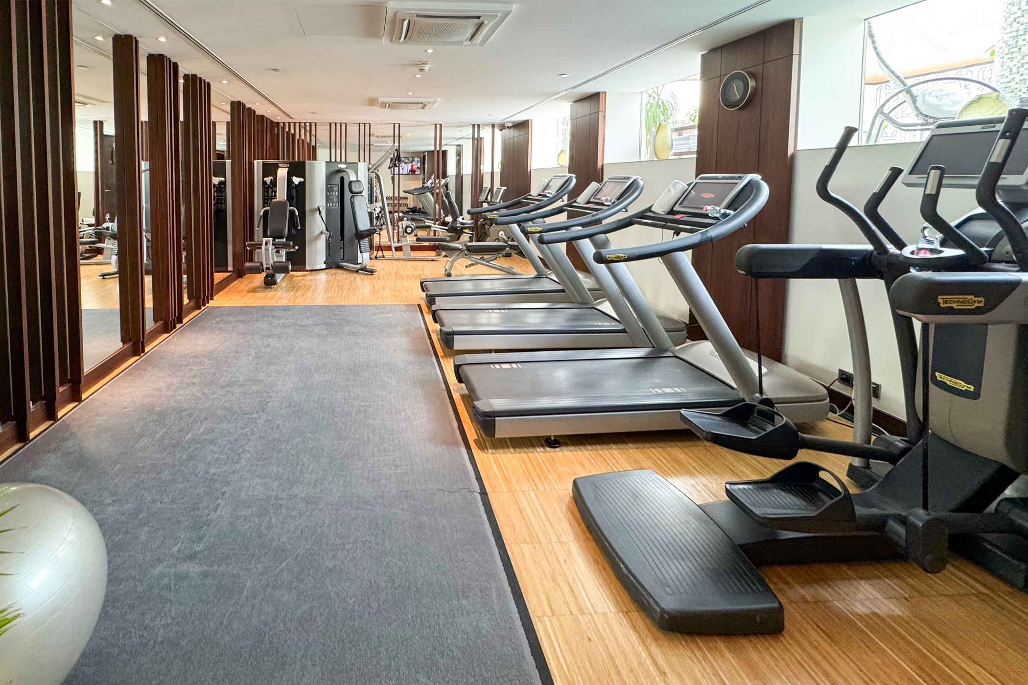 Ritz Carlton Budapest Gym