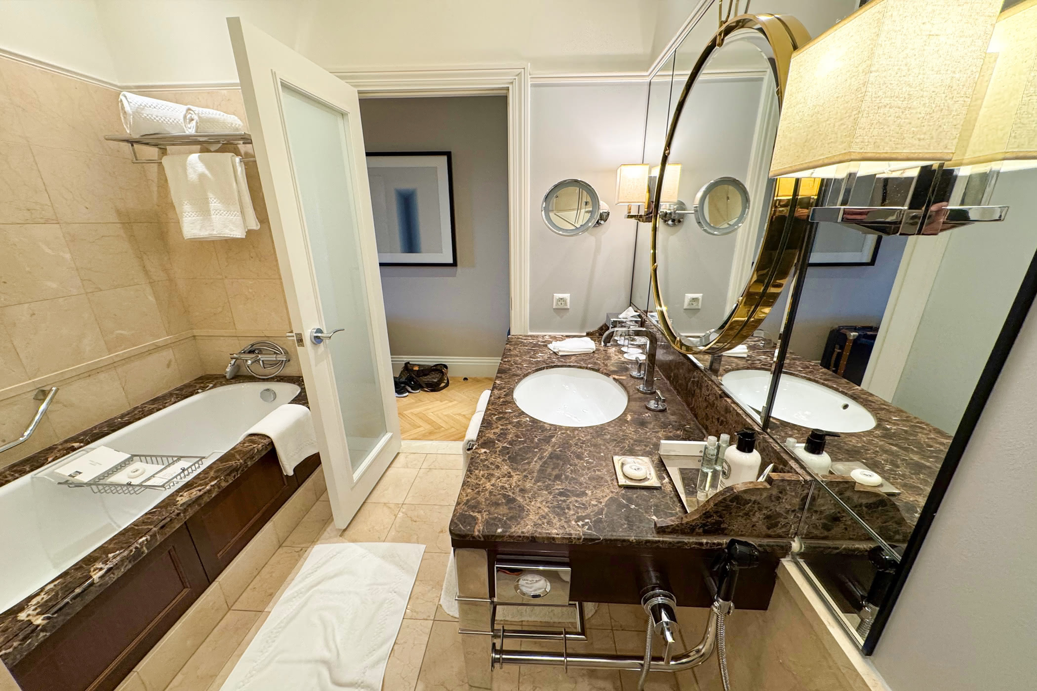 Ritz Carlton Budapest Standard Room Bathroom