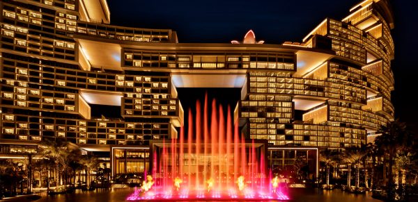 Atlantis The Royal Dubai Skyblaze Fountain