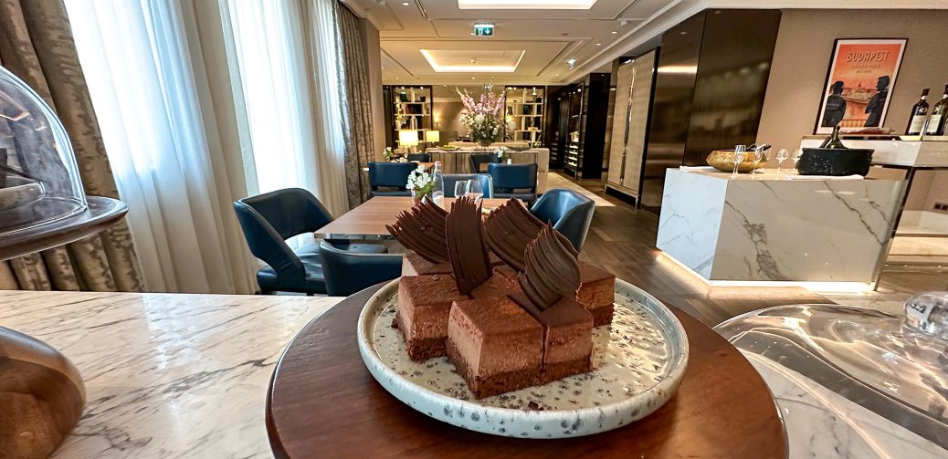 Ritz Carlton Budapest Lounge Cake