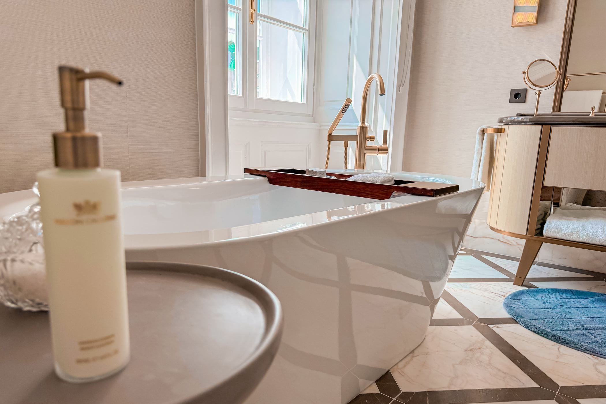 Rosewood Vienna Suite Bathroom Bath