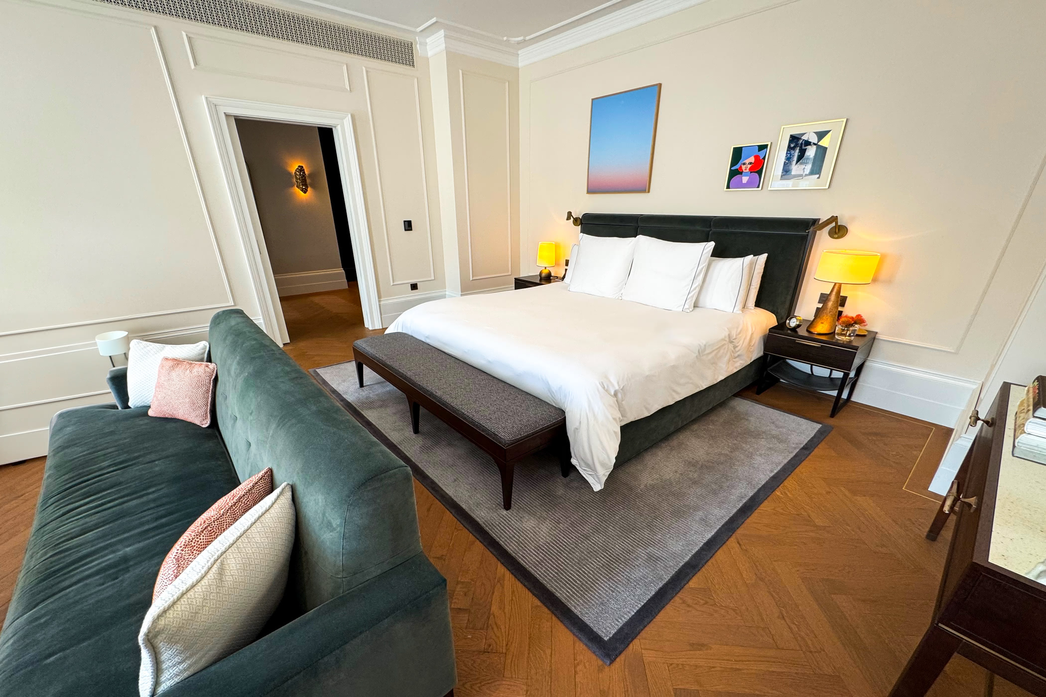 Rosewood Vienna Executive Junior Suite