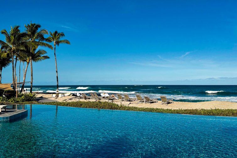 Four Seasons Hualalai Infinity Pool