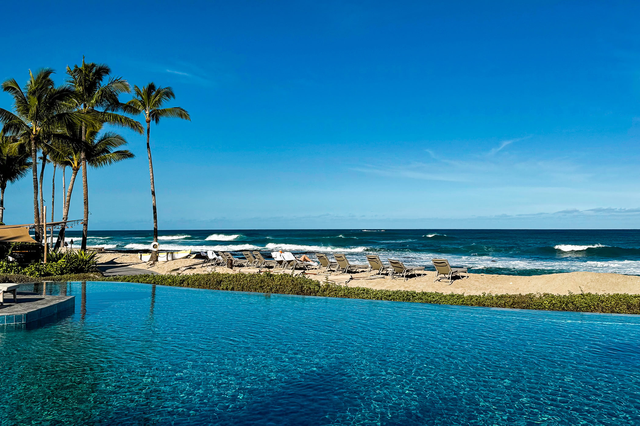 Four Seasons Hualalai Infinity Pool Beach