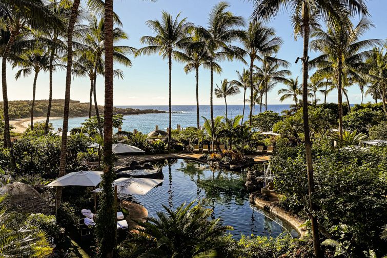 Four Seasons Lanai