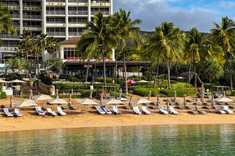 Four Seasons Oahu Beachfront