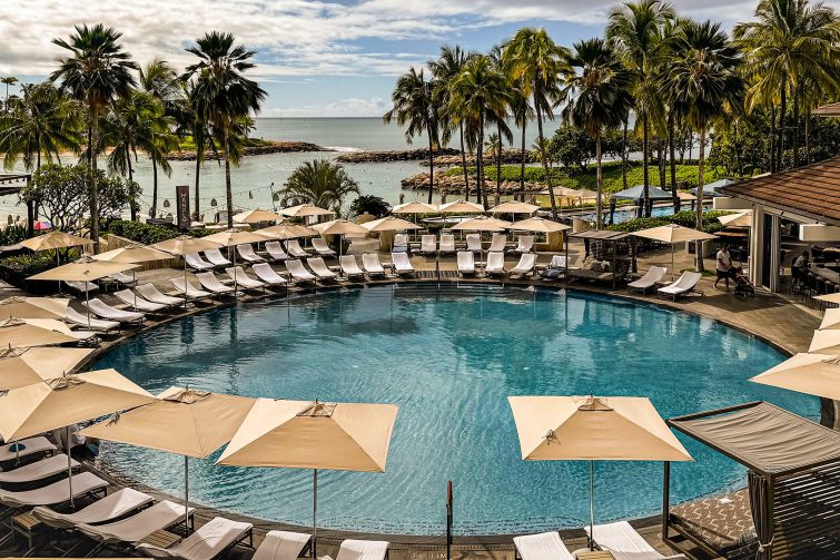 Four Seasons Oahu Round Swimming Pool