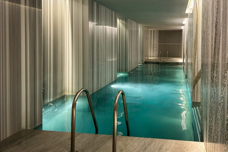 Four Seasons Hotel London at Tower Bridge Pool