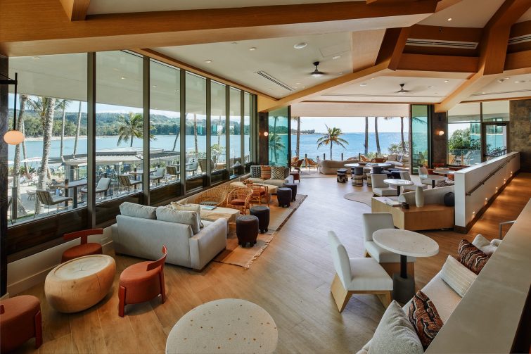 The Ritz-Carlton Oahu, Turtle Bay Club Lounge