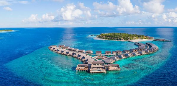 The St. Regis Maldives Vommuli Resort